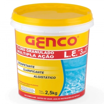 Kit Tratamento Agua de Piscina Cloro 2,5kg + Algicida + Sulfato de Alumnio + Clarificante + Ph+