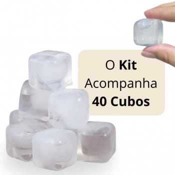 Kit 40 Cubos de Gelo Artificial Reutilizvel em Plstico Quadrado 2,5 Cm X 2,5 Cm